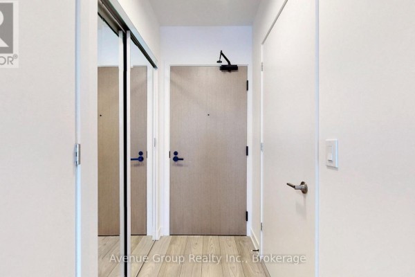 Den - 1508 - 8 Tippett Road, Toronto, ON M3H0E7 Photo 5
