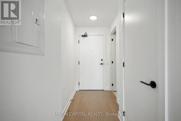 1508 - 91 Montclair Avenue, Toronto, ON M5P0B1 Photo 4