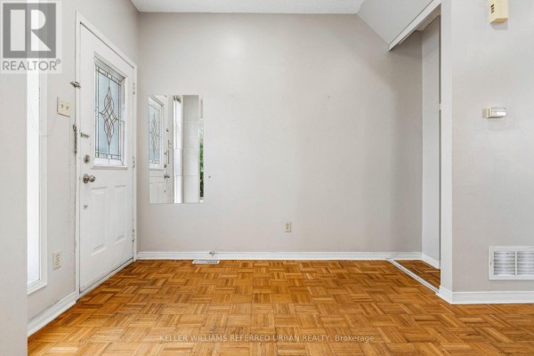 Bedroom - 1508 Dupont Street, Toronto, ON M6P4G7 Photo 4