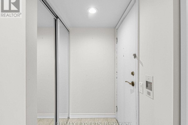 Kitchen - 1509 - 265 Ridley Boulevard, Toronto, ON M5M4W8 Photo 3
