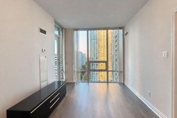 Den - 1509 - 3525 Kariya Drive, Mississauga, ON L5B0C2 Photo 5