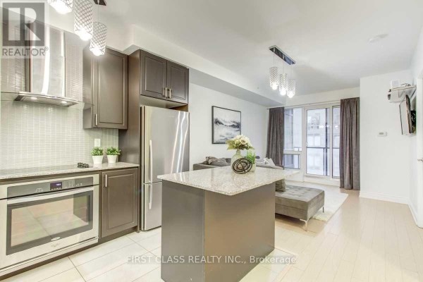 1509 - 9090 Yonge Street, Richmond Hill, ON L4C0Z1 Photo 5