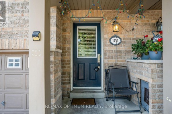 Eating area - 151 Cedar Lake Crescent, Brampton, ON L6Y0P9 Photo 4