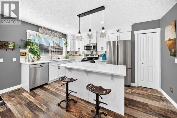 2pc Bathroom - 151 Fireside Parkway, Cochrane, AB T4C0V7 Photo 3
