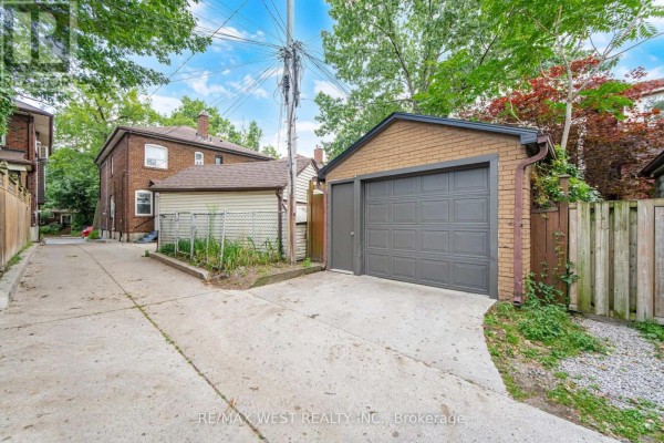 151 Jane Street, Toronto, ON, photo 2