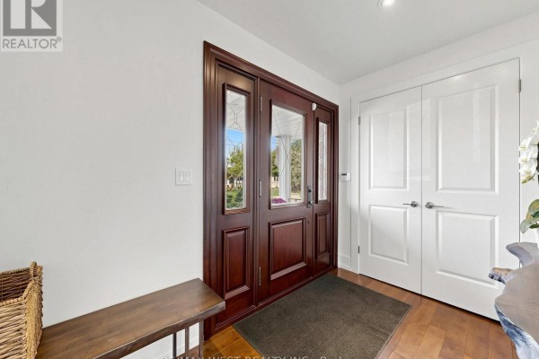 Primary Bedroom - 151 Palm Drive, Toronto, ON M3H2C6 Photo 4