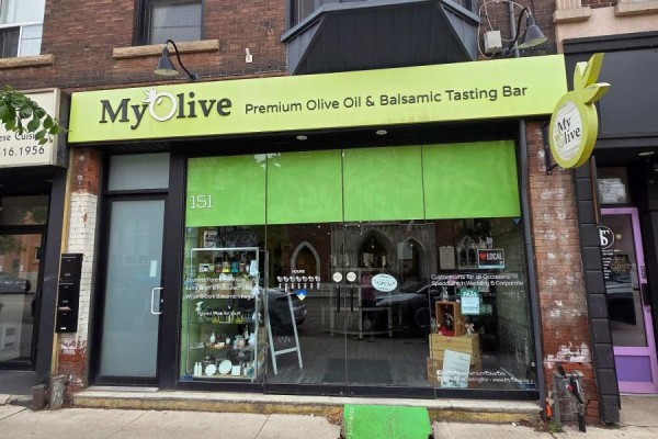 151 Roncesvalles Avenue, Toronto, ON M6R2L3 Photo 2