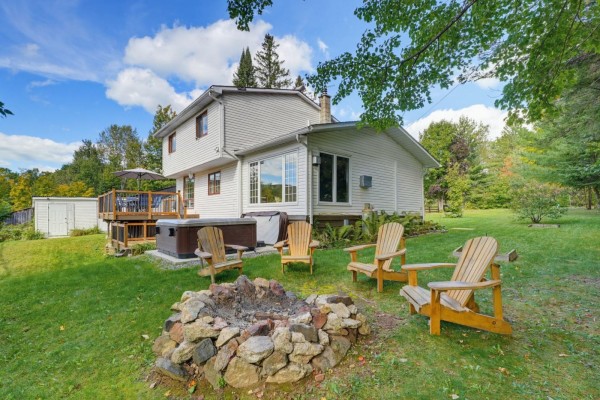 Kitchen - 151 Rue Marleau, Denholm, QC J8H9H3 Photo 2