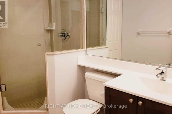 Den - 1510 - 761 Bay Street, Toronto, ON M5G2R2 Photo 5