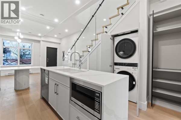1510 W 61st Avenue, Vancouver, BC V6P4Y9 Photo 3