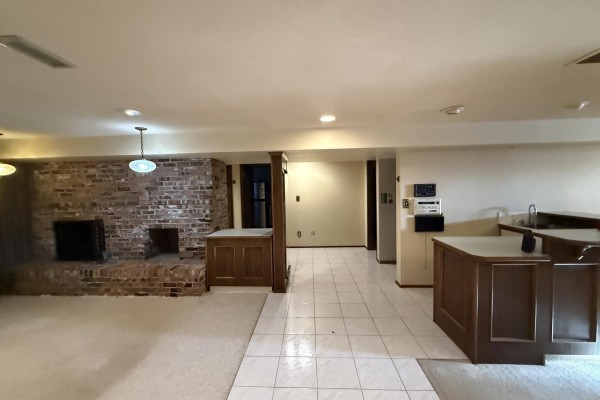 15105 92 St Nw, Edmonton, AB T5E3S6 Photo 2