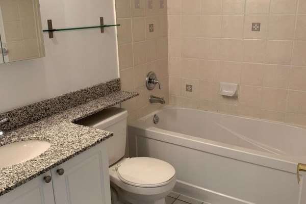 1511 - 4900 Glen Erin Drive, Mississauga, ON L5M7S2 Photo 5
