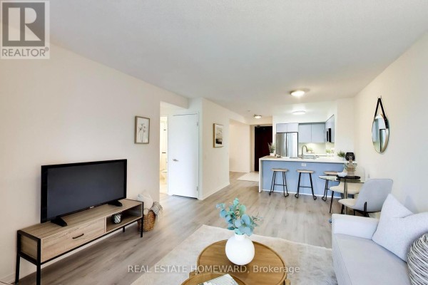 1511 - 750 Bay Street, Toronto, ON, photo 3