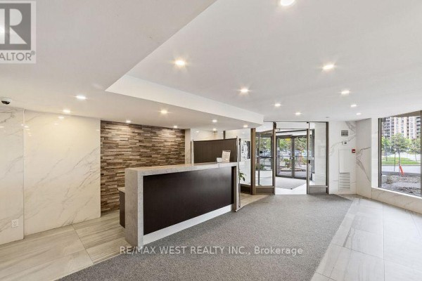1512 - 234 Albion Road, Toronto, ON M9W6A5 Photo 3