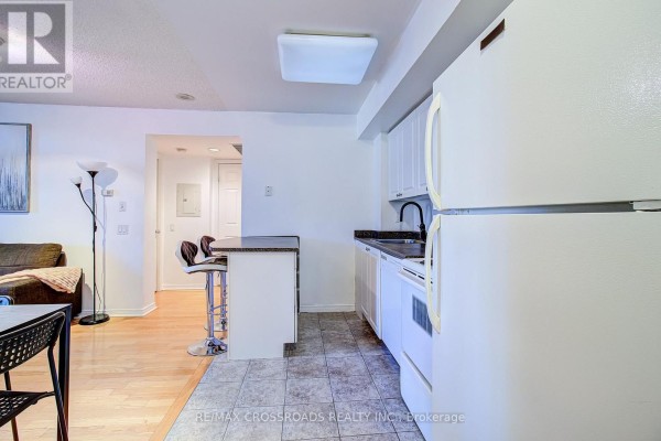 1512 - 30 Harrison Garden Boulevard, Toronto, ON M2N7A9 Photo 5