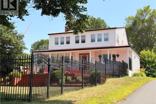 Sunroom - 1512 Water Street, Miramichi, NB E1N1A6 Photo 2