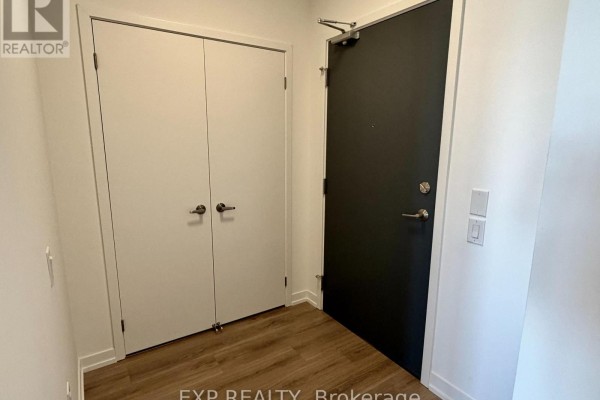 Primary Bedroom - 1513 - 2485 Eglinton Avenue W, Mississauga, ON L5M2T1 Photo 4