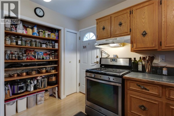 Full bathroom - 15130 Old Mission Road, Oyama, BC V4V2A9 Photo 5