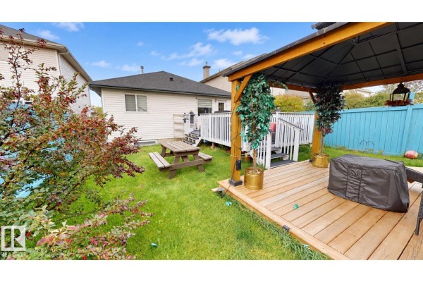 Dining room - 15135 43 St Nw, Edmonton, AB T5Y3B3 Photo 2