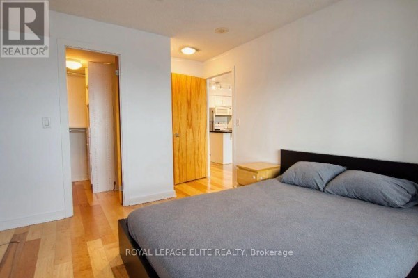 1514 - 255 Richmond Street E, Toronto, ON M5A4T7 Photo 5