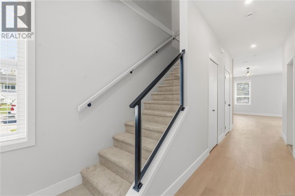 Ensuite - 1515 Marban Rd, Nanaimo, BC V9X1A1 Photo 4