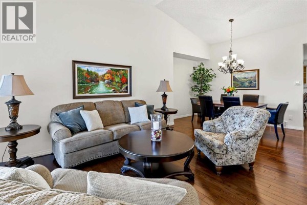 Foyer - 1515 Sunvista Way Se, Calgary, AB T2X3G3 Photo 5