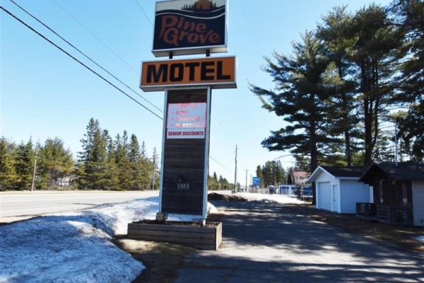 1515 Trunk Rd, Sault Ste  Marie, ON, photo 2