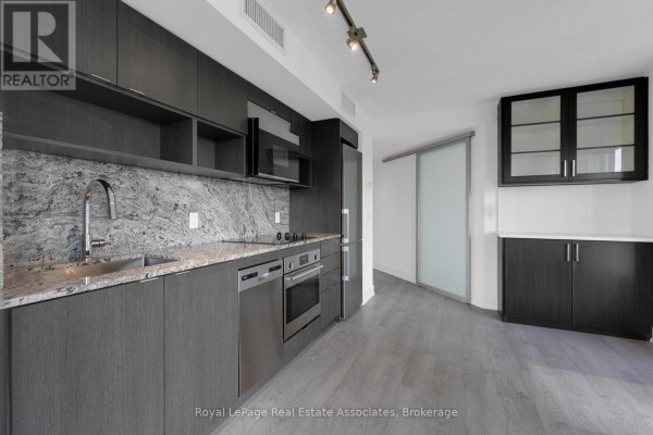 Primary Bedroom - 1516 - 9 Mabelle Avenue, Toronto, ON M9A0E1 Photo 5