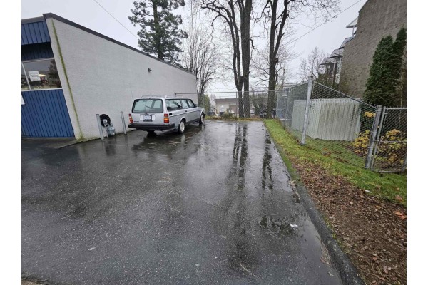 15168 Roper Avenue, White Rock, BC V4B2E7 Photo 4