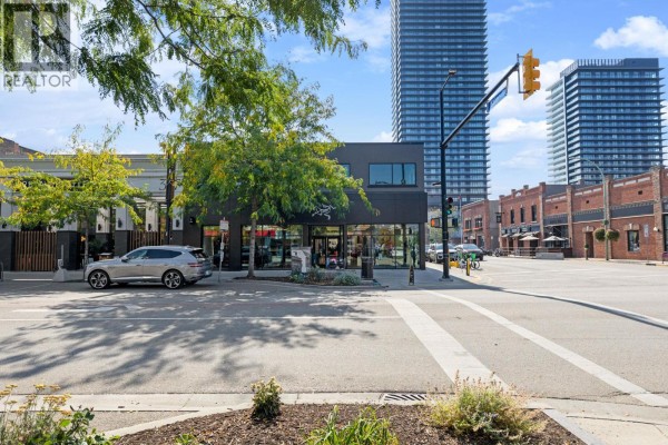 1517 Water Street Unit# 202, Kelowna, BC, photo 2
