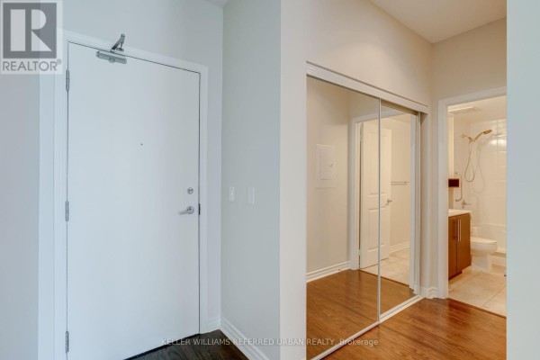 Kitchen - 1518 - 2885 Bayview Avenue, Toronto, ON M2K0A3 Photo 3