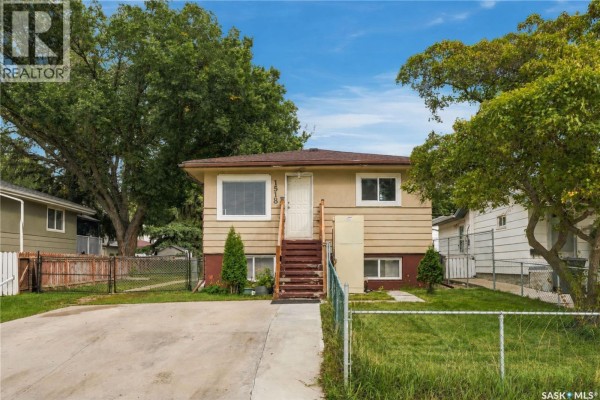 1518 I Avenue N, Saskatoon, SK, photo 3