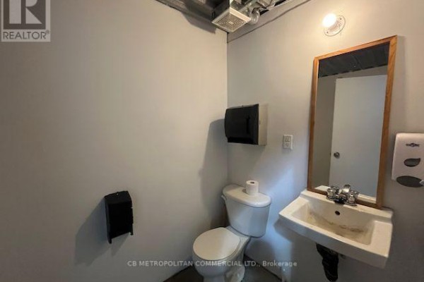 152 - 100 Sunrise Avenue, Toronto, ON M4A1B3 Photo 5