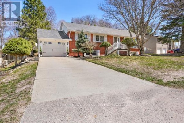152 Bridge Street W, Bancroft, ON, photo 2
