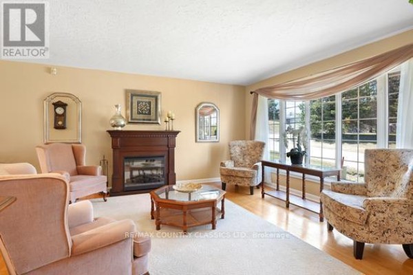 Kitchen - 152 Bridge Street W, Bancroft, ON K0L1C0 Photo 5