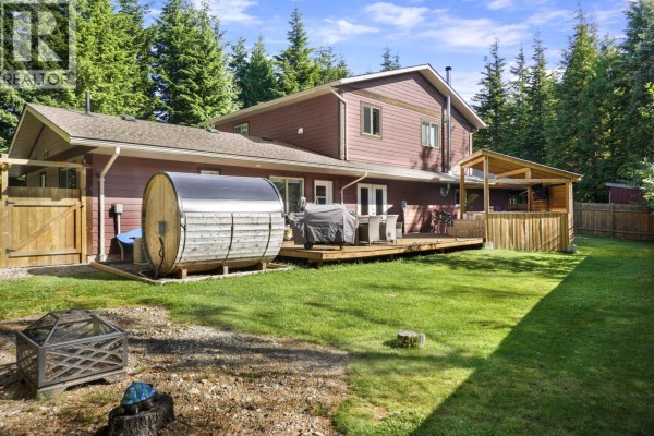 Mud room - 152 Dewberry Street, Kitimat, BC V8C0A1 Photo 2
