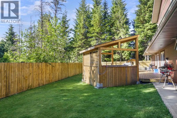 Bedroom 2 - 152 Dewberry Street, Kitimat, BC V8C0A1 Photo 3