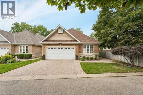 4pc Bathroom - 152 Dufferin Avenue Unit# 8, Brantford, ON N3T4R3 Photo 4