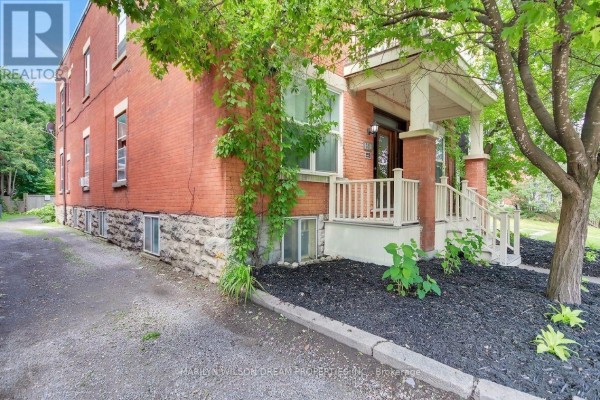 152 Goulburn Avenue, Ottawa, ON K1N8E2 Photo 3