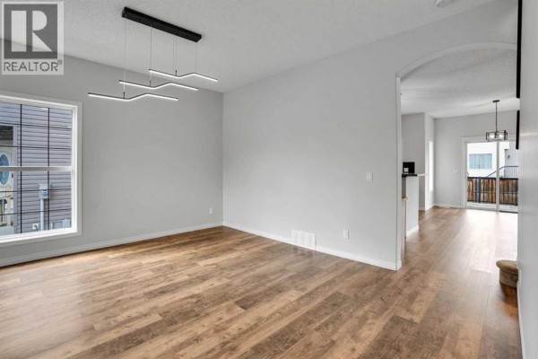 Foyer - 152 Hawkmere Close, Chestermere, AB T1X0B9 Photo 3