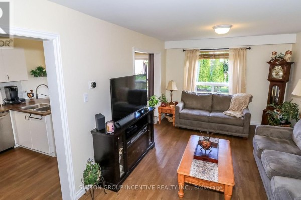 Bedroom 3 - 152 Julia Crescent, Orillia, ON L3V7W8 Photo 5