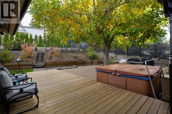 Den - 152 Lindsay Road, Vernon, BC V1B2H7 Photo 4