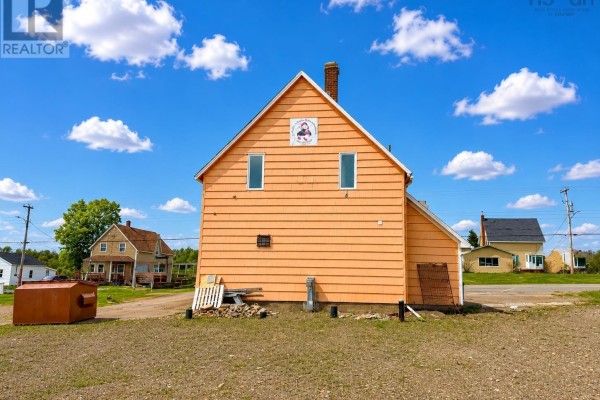 152 Main Street, Joggins, NS B0L1A0 Photo 4