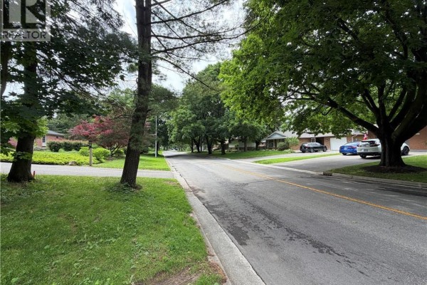 152 Mccall Crescent, Simcoe, ON N3Y2E1 Photo 3