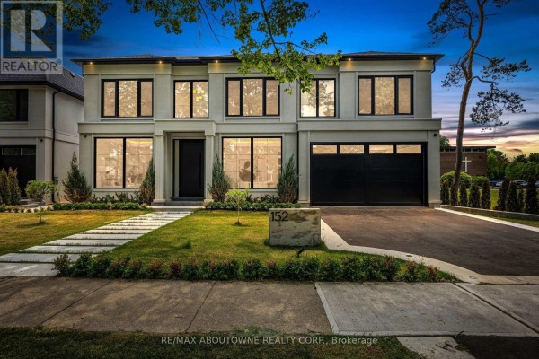 152 Third Line, Oakville, ON, photo 2