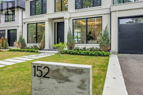 152 Third Line, Oakville, ON, photo 3