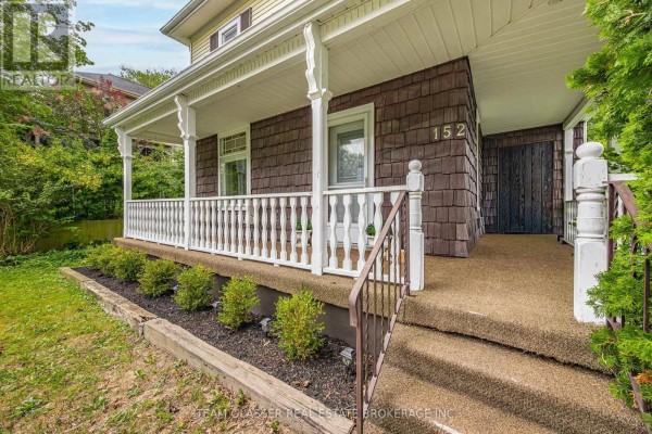 Foyer - 152 Wonham Street S, Ingersoll, ON N5C2Z2 Photo 4