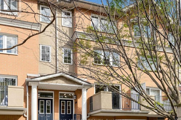 1520 - 28 Sommerset Way, Toronto, ON, photo 2