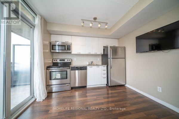 1520 - 38 Joe Shuster Way, Toronto, ON, photo 3