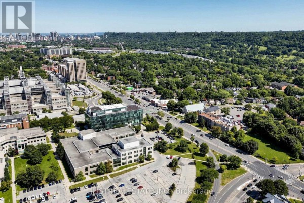 1520 Main Street W, Hamilton, ON L8S1E3 Photo 5